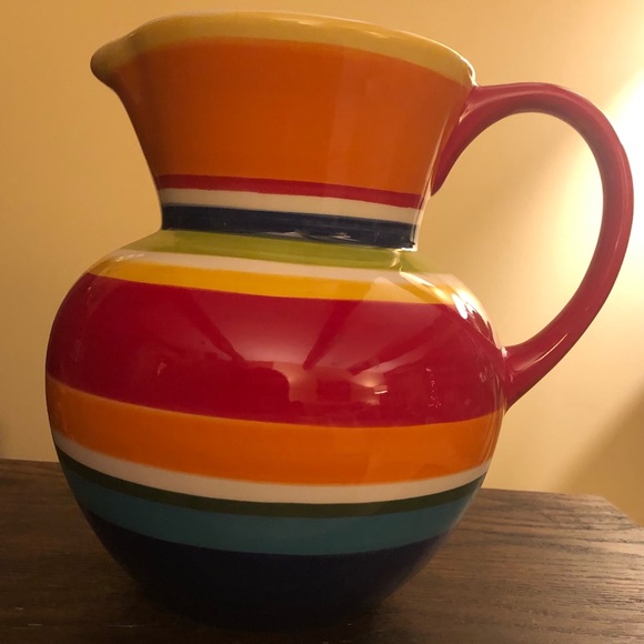 Pitcher - Picture 4 of 5